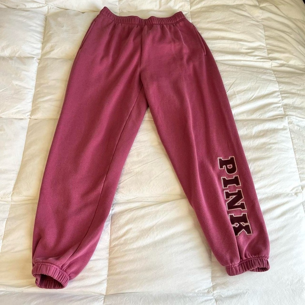 Pink Victoria’s Secret Cozy matching lounge set sweatshirt and joggers small - Picture 5 of 8
